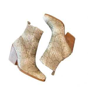 Billini Cynthia Bootie